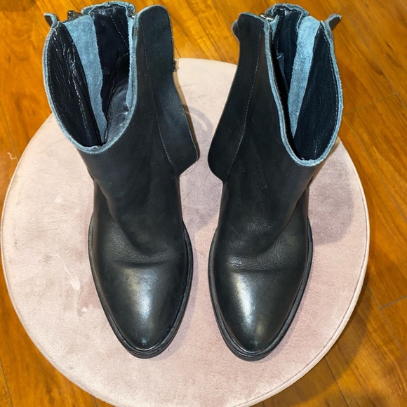 Cinzia Araia Boots - Picture 3 of 5